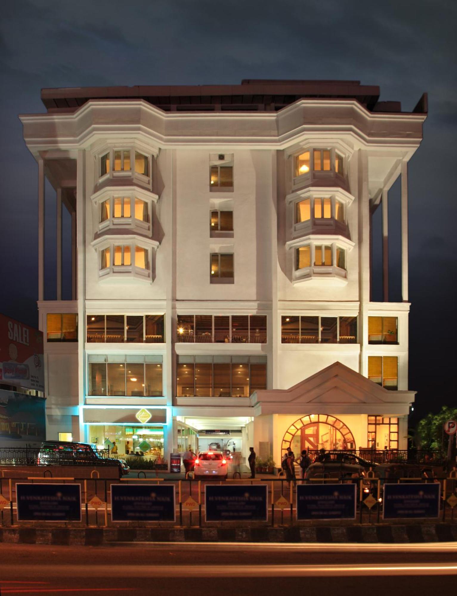 Hotel Abad Plaza Kochi Eksteriør bilde